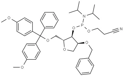 CAS#1314971-25-9|3-[({[(2r, 3s, 4s) -4- (benziloxi) -2-[(bis (4-metoxifenil) (fenil) metoxi) metil] oxolan-3-il] oxi} (bis (propan-2-il) amino) fosfanil) fosfanit] oxi] protanenittril